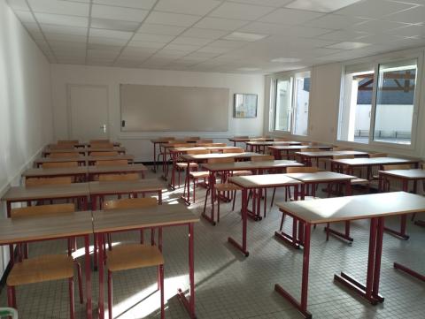 Salle 1 refaite - Lycée Jean XXIII