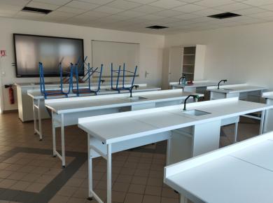 Laboratoire Physique-Chimie - Lycée Jean XXIII