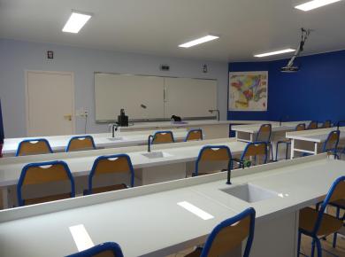 Laboratoire - Lycée Jean XXIII