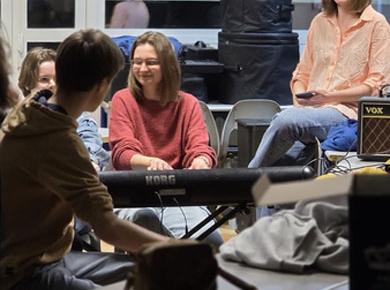 Juniors Associations et l'Atelier Musique - Avril 2025